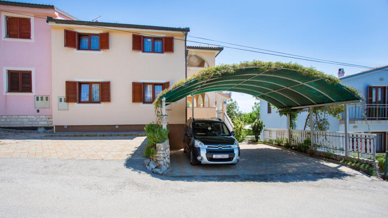 Apartment Branko Šilo Exterior foto