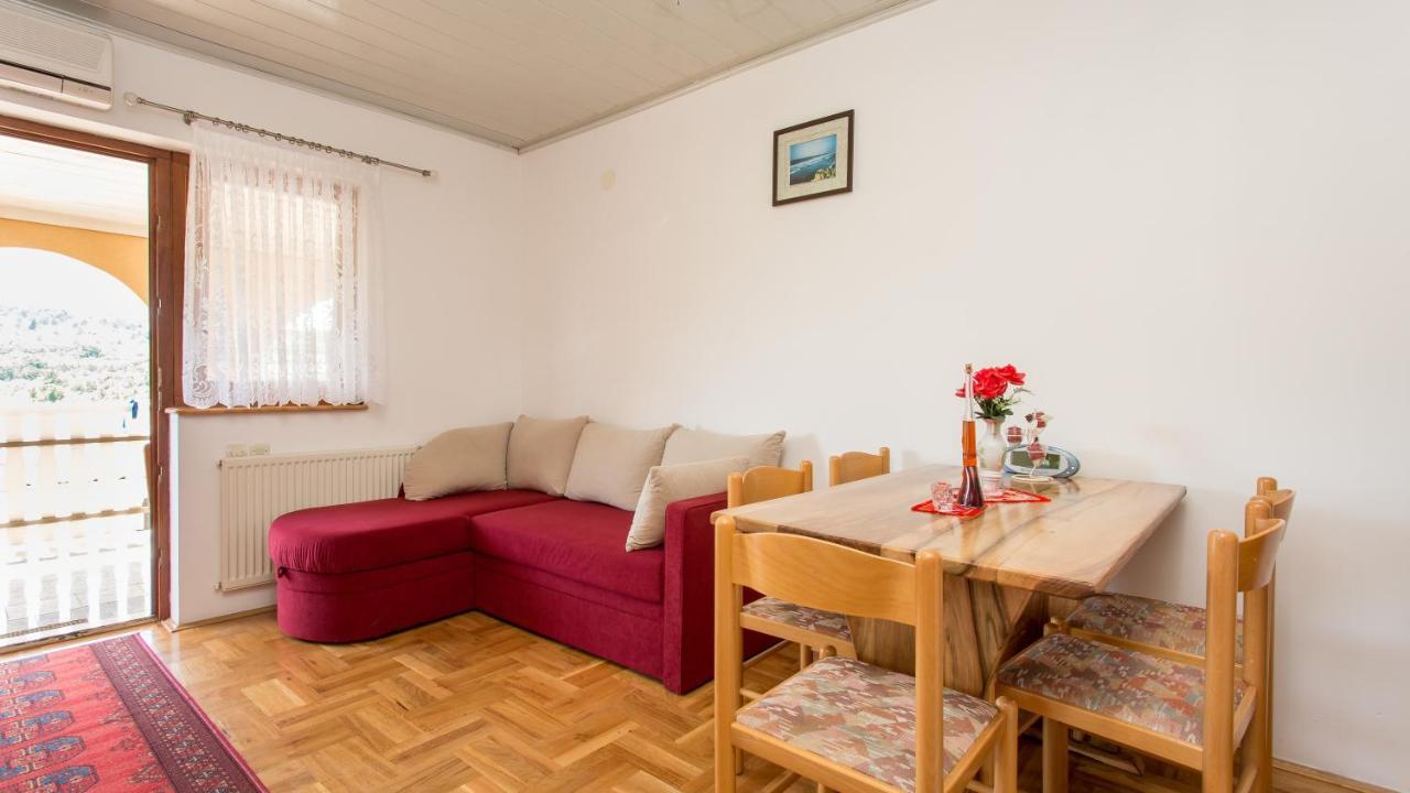 Apartment Branko Šilo Cameră foto