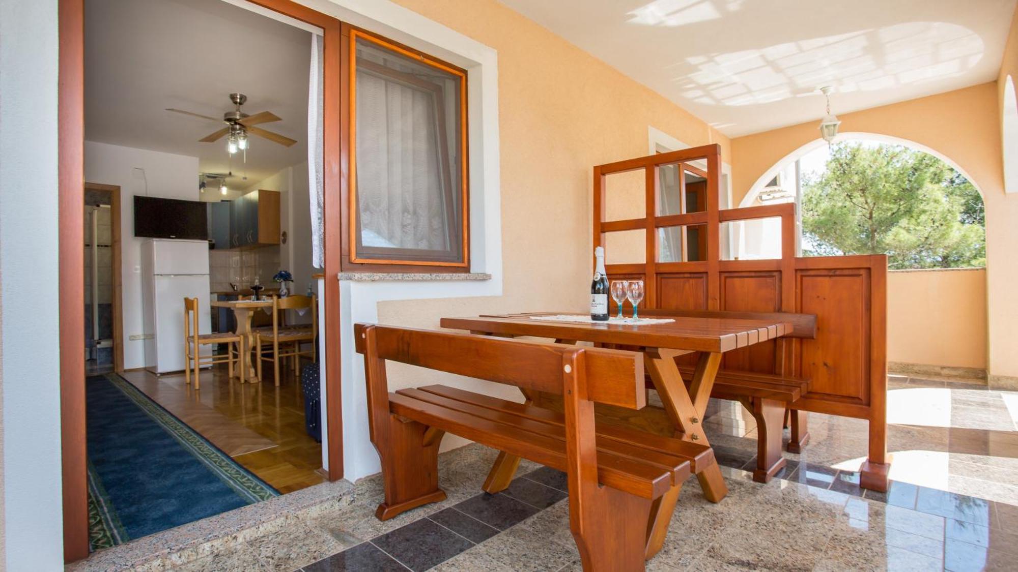 Apartment Branko Šilo Cameră foto